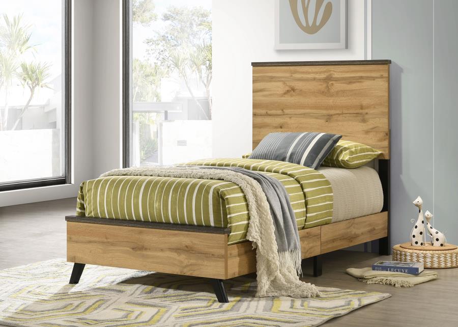 Kaywood 4-piece Queen Bedroom Set Natural Pine